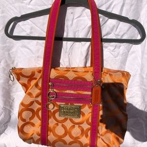 Coach Signature Poppy Tote